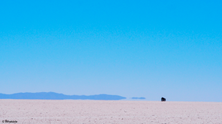 Les 4x4 dans le Salar de Uyuni